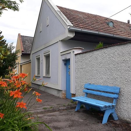 Alla Kittsee Bagian luar foto